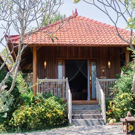 Odiyana Bali Retreat Hotel Banyuwedang Luaran gambar